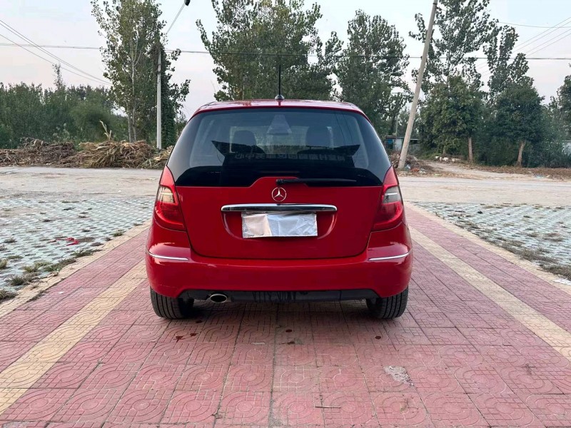 徐州11年奔驰A8