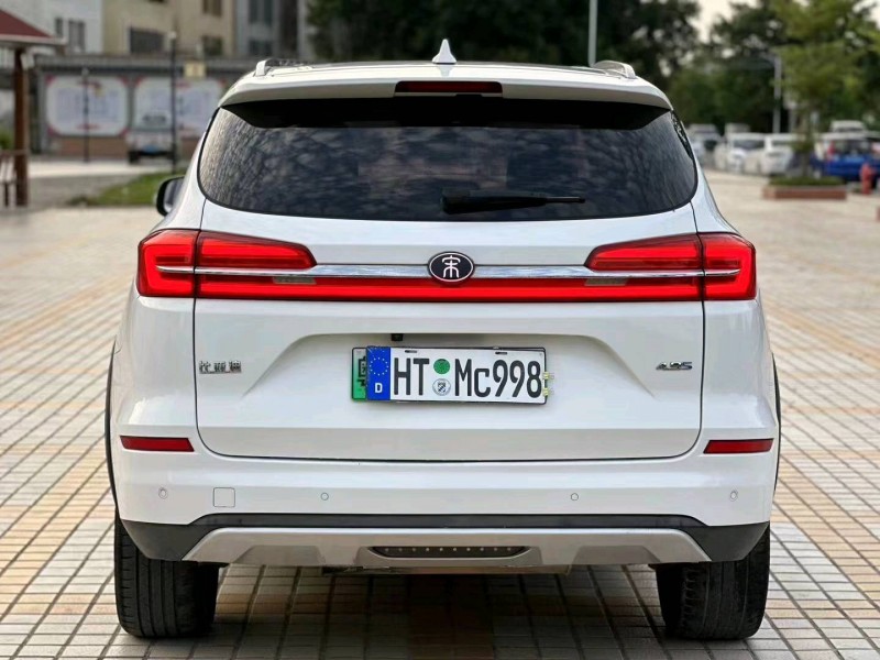 汕头19年比亚迪宋9