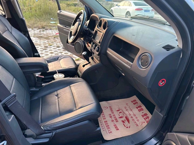 徐州13年Jeep指南者4