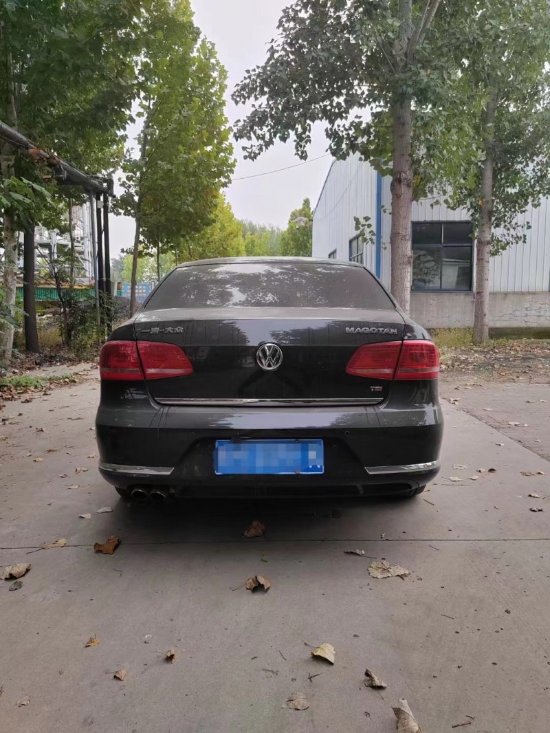 枣庄14年大众迈腾9