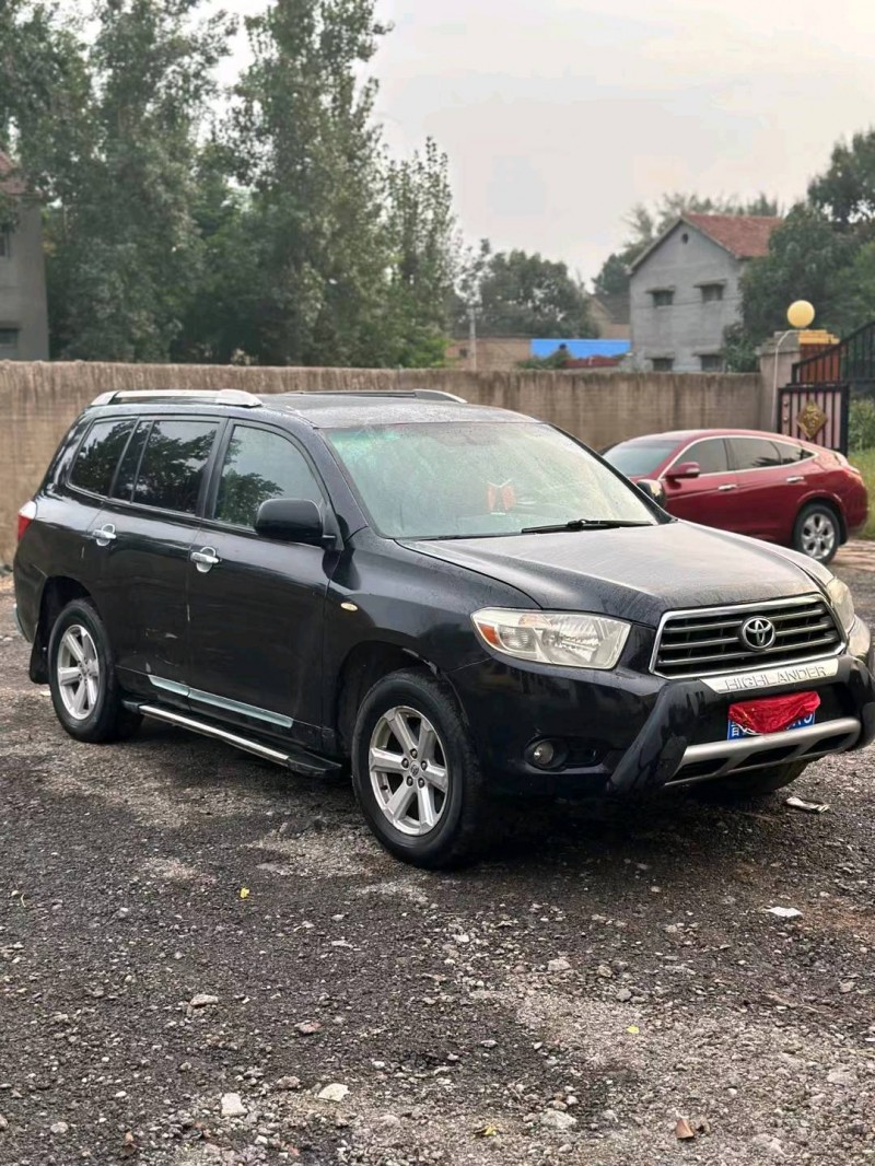 安阳12年丰田汉兰达3