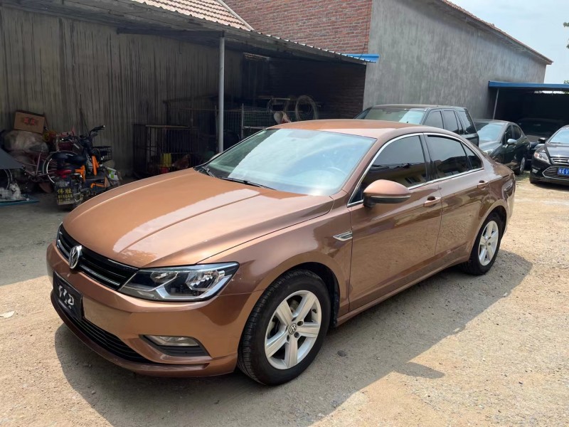 济宁15年大众凌渡2