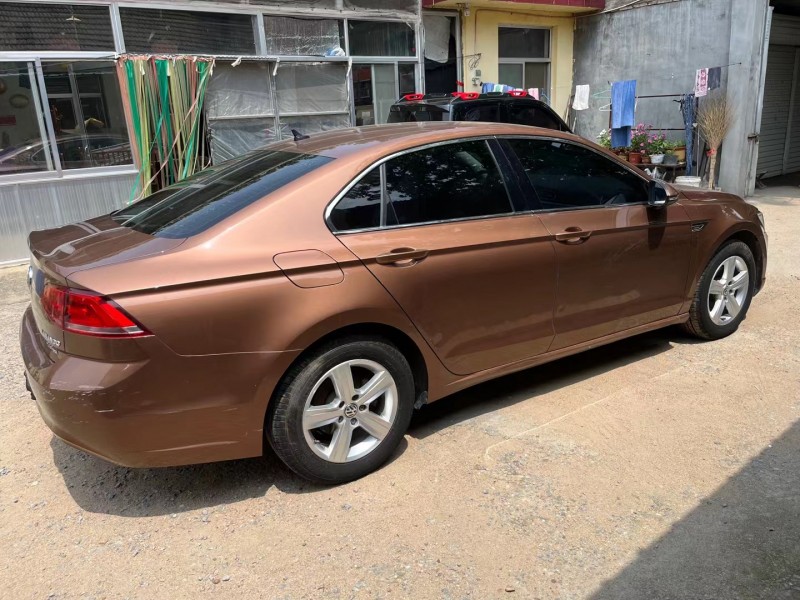 济宁15年大众凌渡3