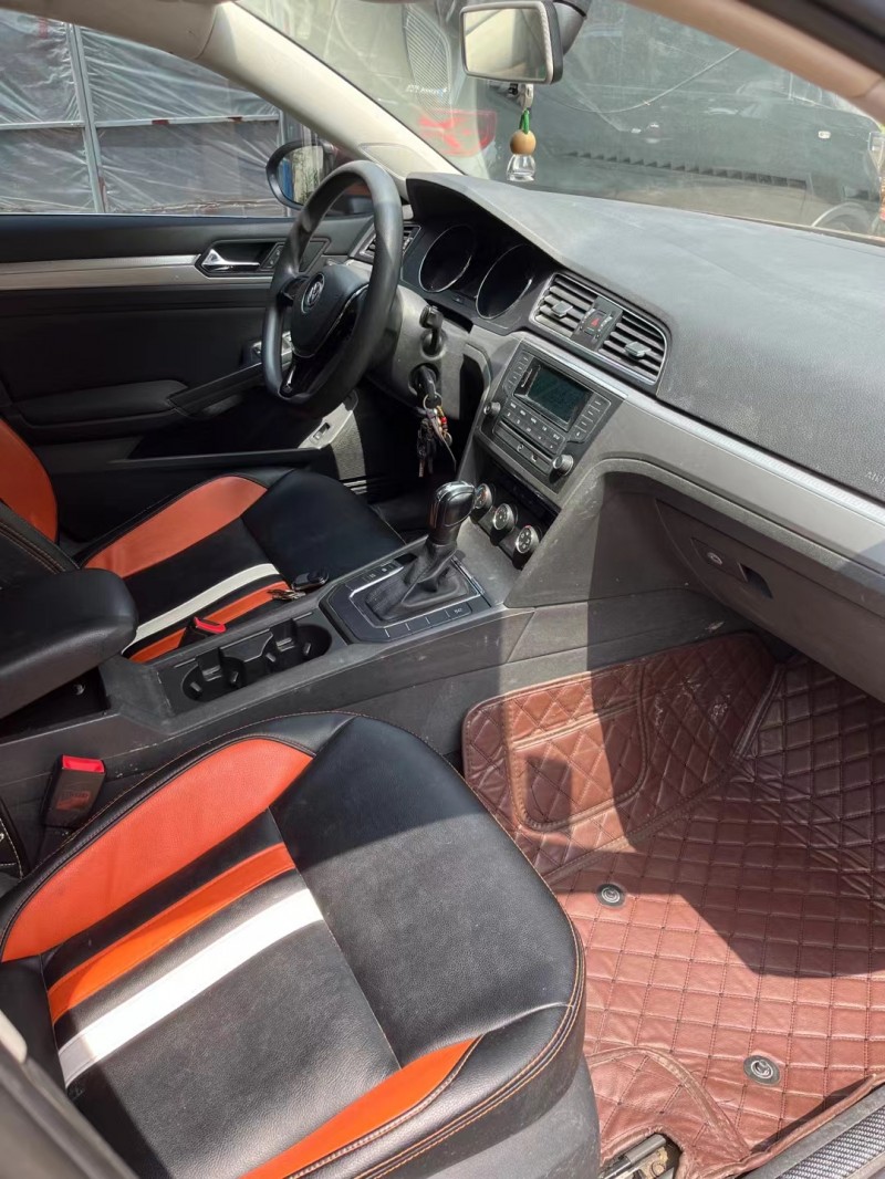 济宁15年大众凌渡7