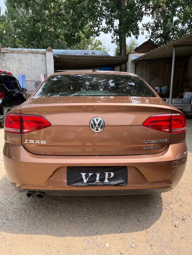 济宁15年大众凌渡9