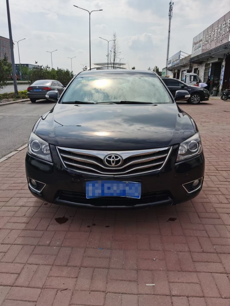 济宁15年丰田凯美瑞1