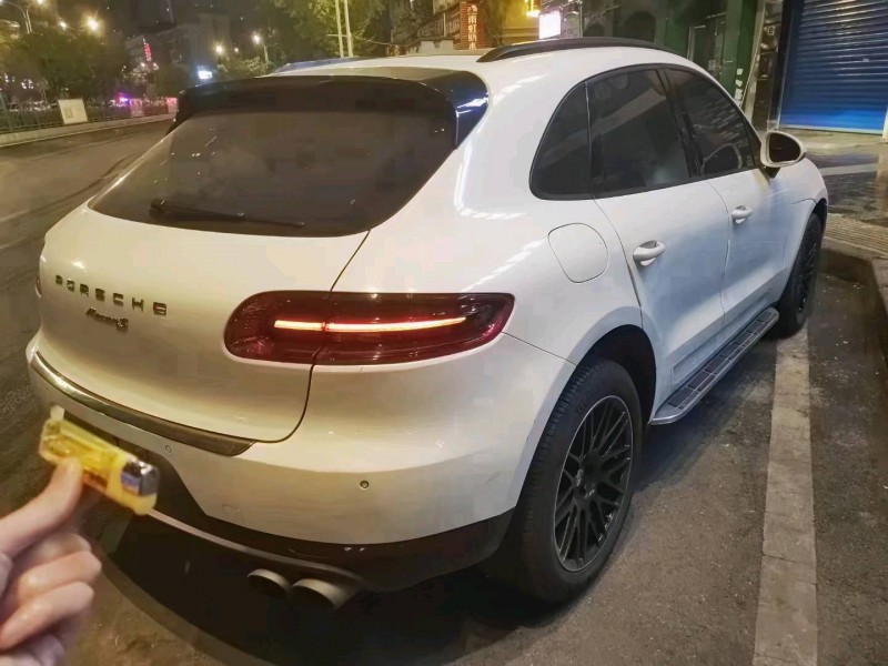 六盤水15年保時捷Macan4