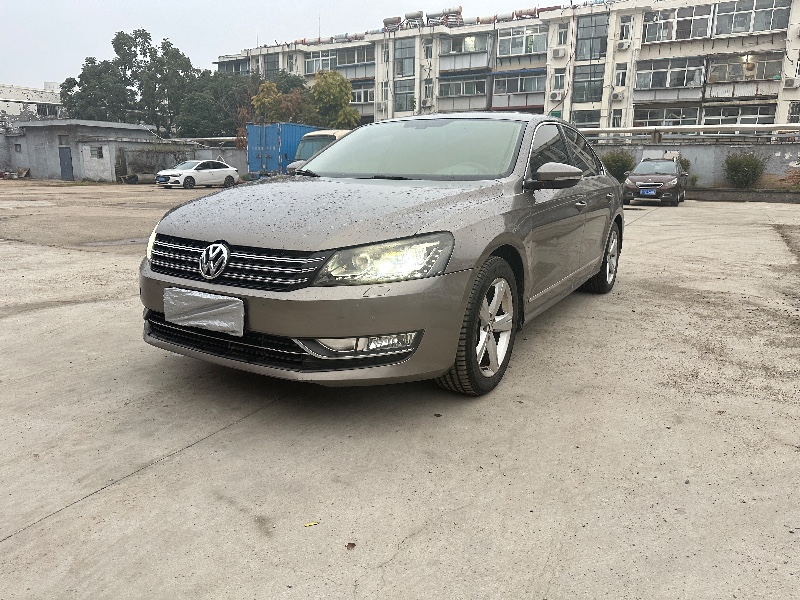 济宁12年大众帕萨特1