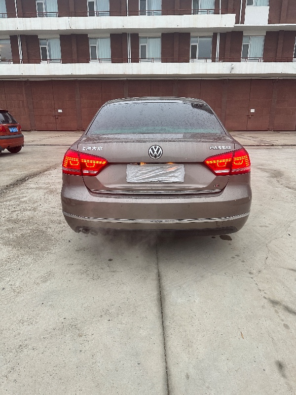 济宁12年大众帕萨特8