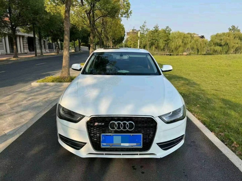 嘉兴14年奥迪A4L1
