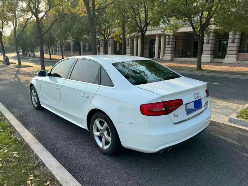 嘉兴14年奥迪A4L6