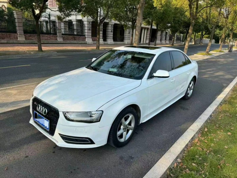 嘉兴14年奥迪A4L8