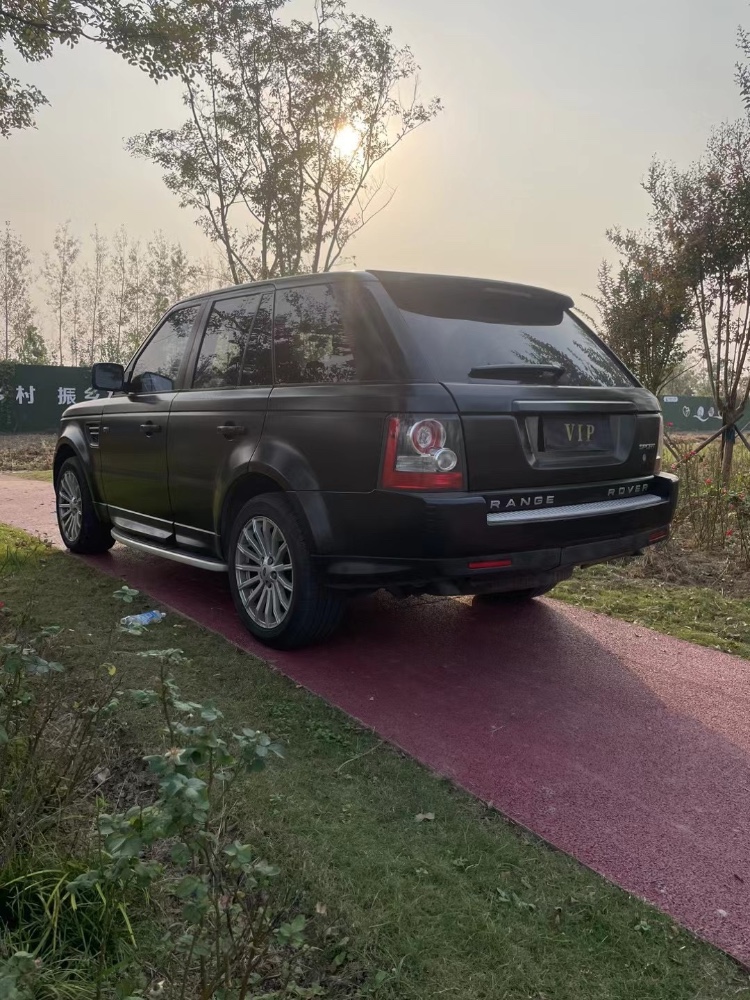 宿迁11年路虎揽胜运动4