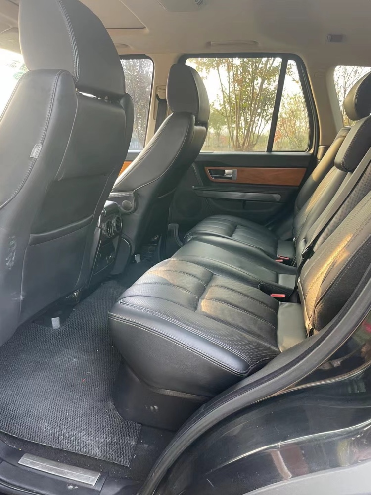 宿迁11年路虎揽胜运动8