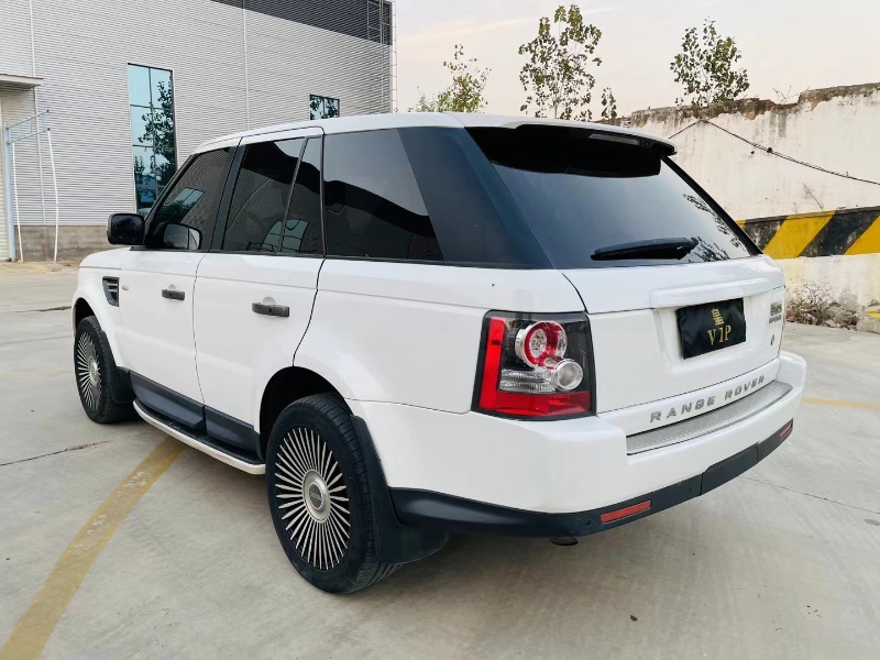 宿迁11年路虎揽胜运动4