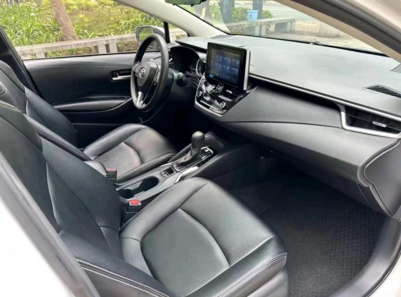 济宁21年丰田卡罗拉4