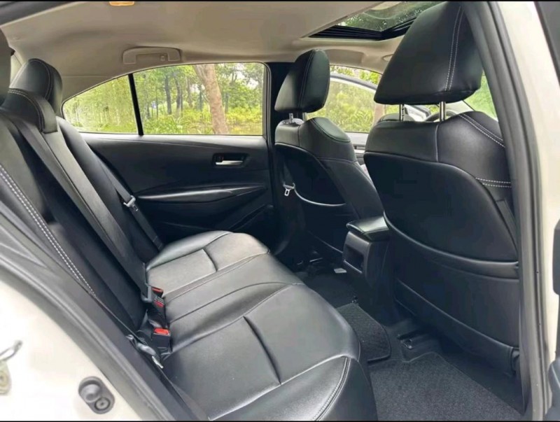 济宁21年丰田卡罗拉6