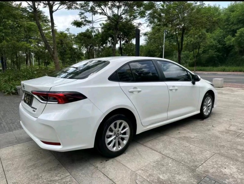 济宁21年丰田卡罗拉8