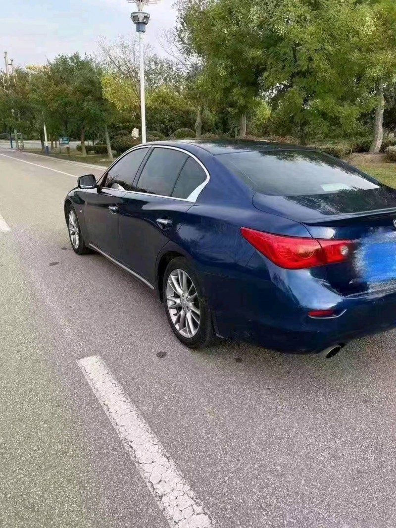 济宁16年英菲尼迪Q50L8