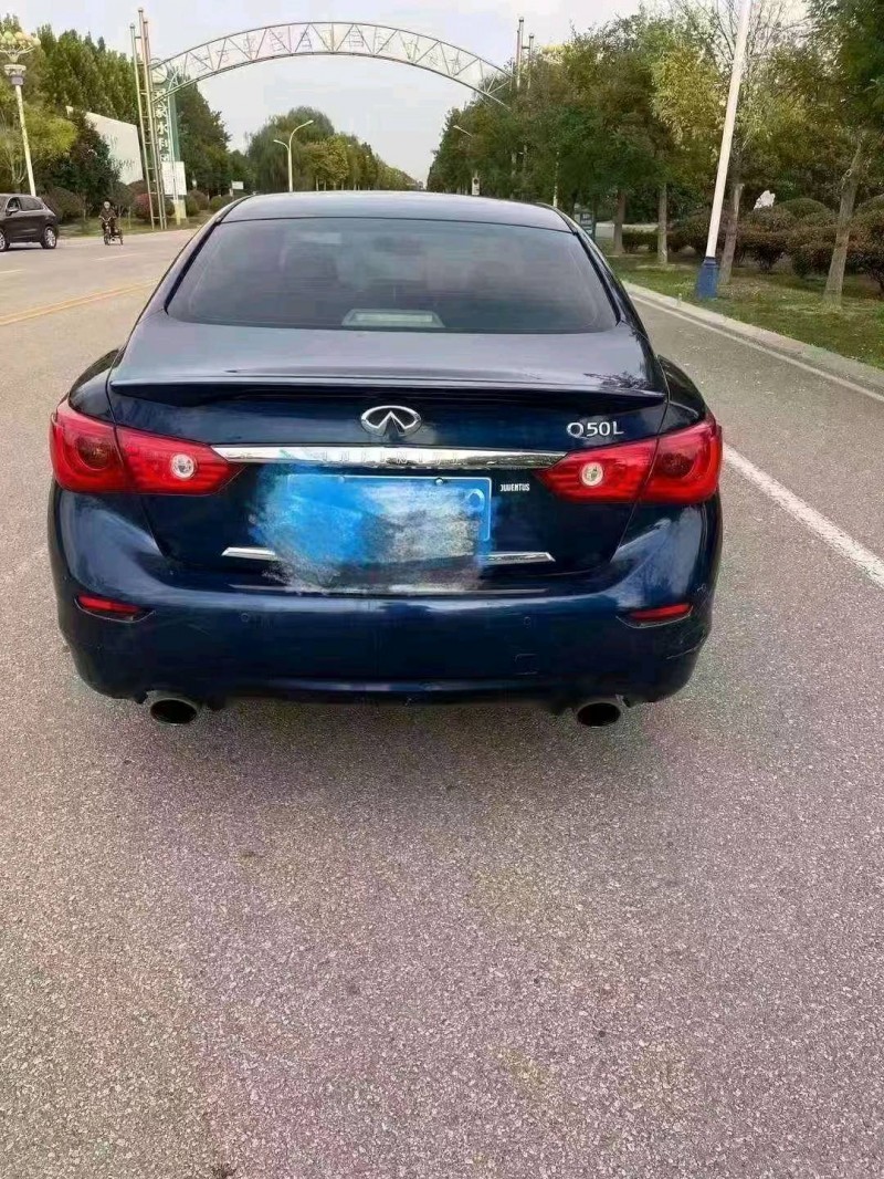 济宁16年英菲尼迪Q50L9