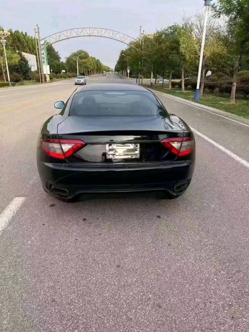济宁14年玛莎拉蒂GT S9