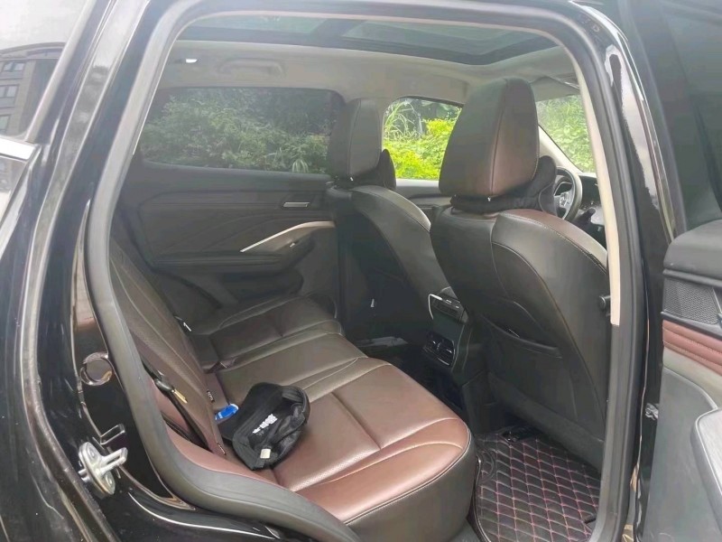珠海20年长城汽车WEY VV64