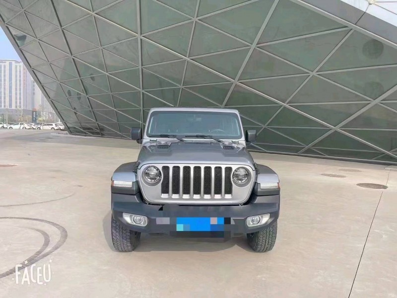 枣庄19年Jeep牧马人1
