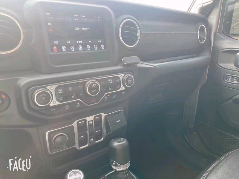 枣庄19年Jeep牧马人7