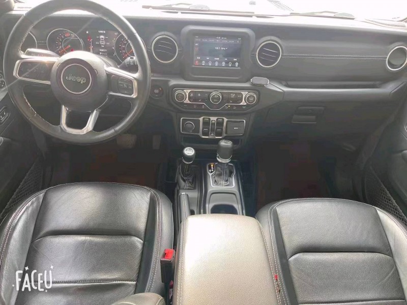 枣庄19年Jeep牧马人8