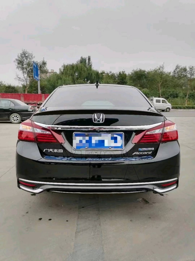 邢台18年本田雅阁3