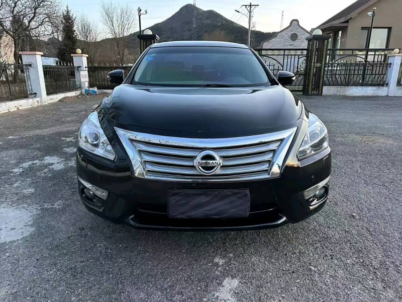 保定14年日产天籁1