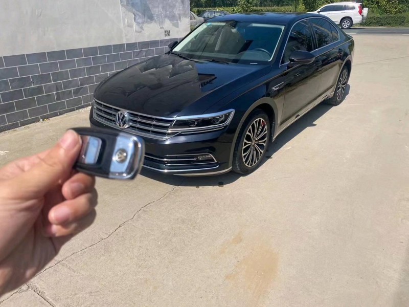 保定17年大众辉昂3