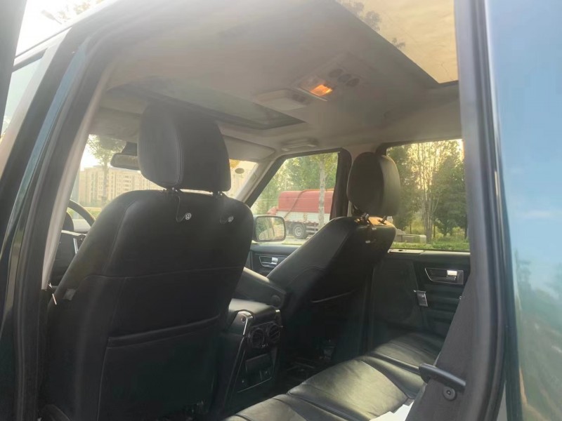 临沂12年路虎发现6