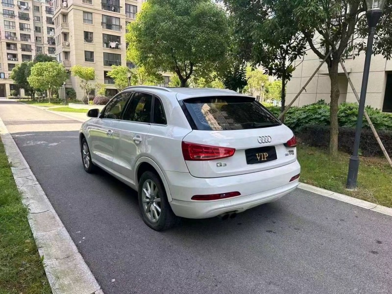 臺州16年奧迪Q36