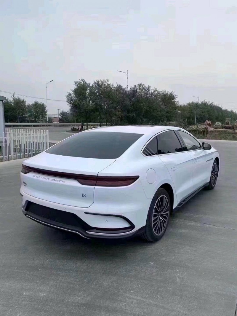 东营23年比亚迪汉3