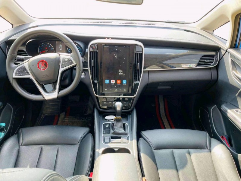 东营18年比亚迪宋MAX4