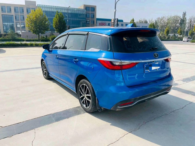 东营18年比亚迪宋MAX6