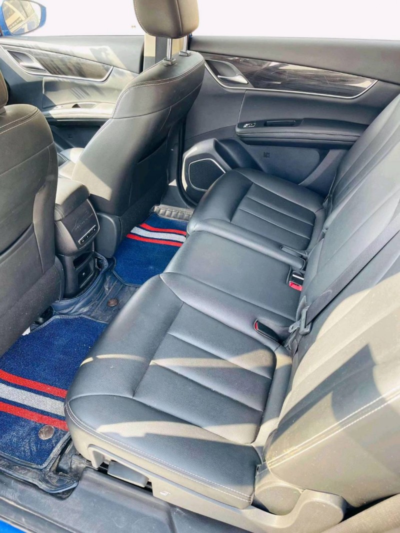 东营18年比亚迪宋MAX7