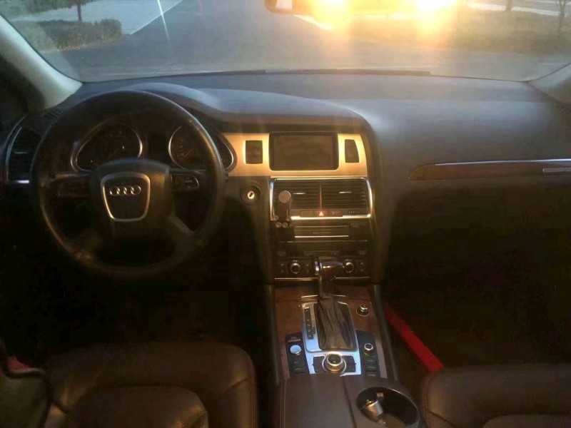 邯郸12年奥迪Q73