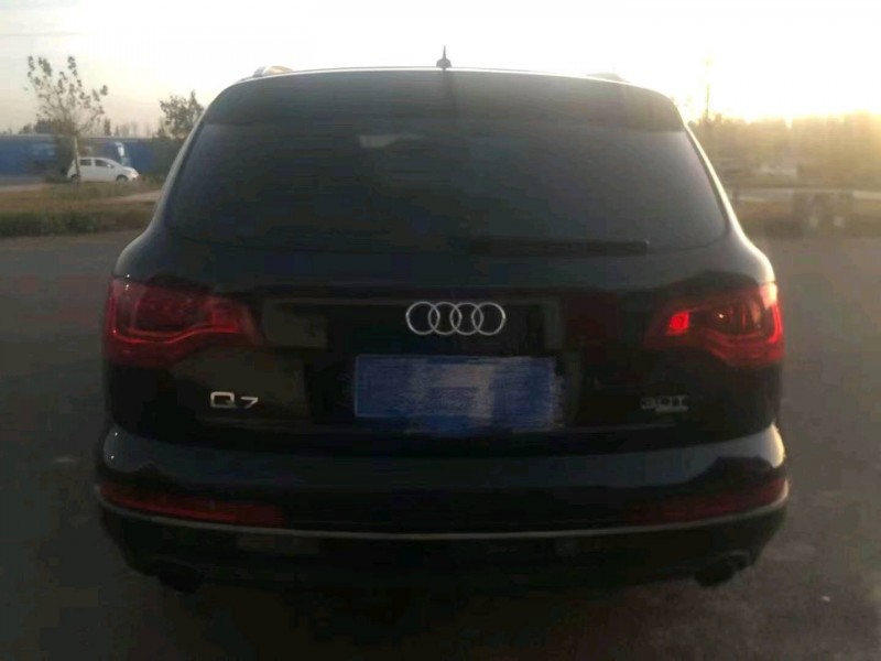 邯郸12年奥迪Q75