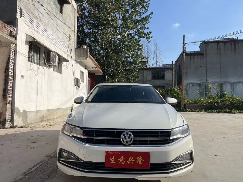 鶴壁19年大眾寶來1