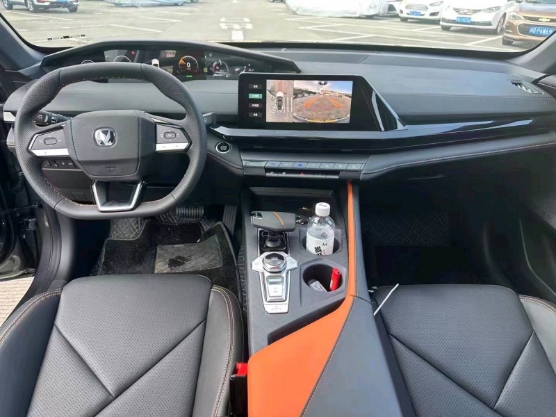 枣庄23年长安汽车UNI-V7