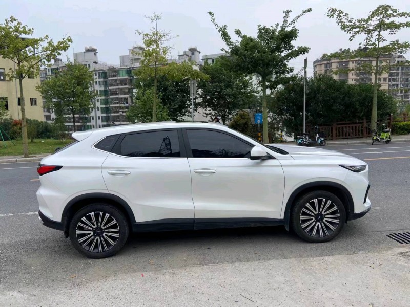 广州22年长安汽车欧尚8