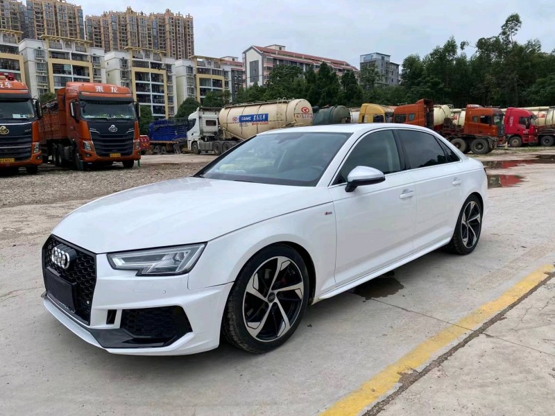 南寧19年奧迪A4L3