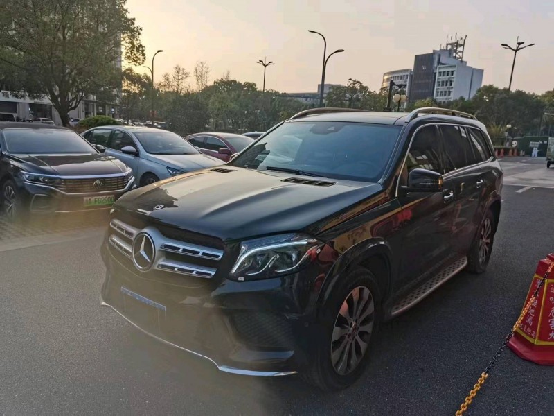 嘉兴19年奔驰GLS1