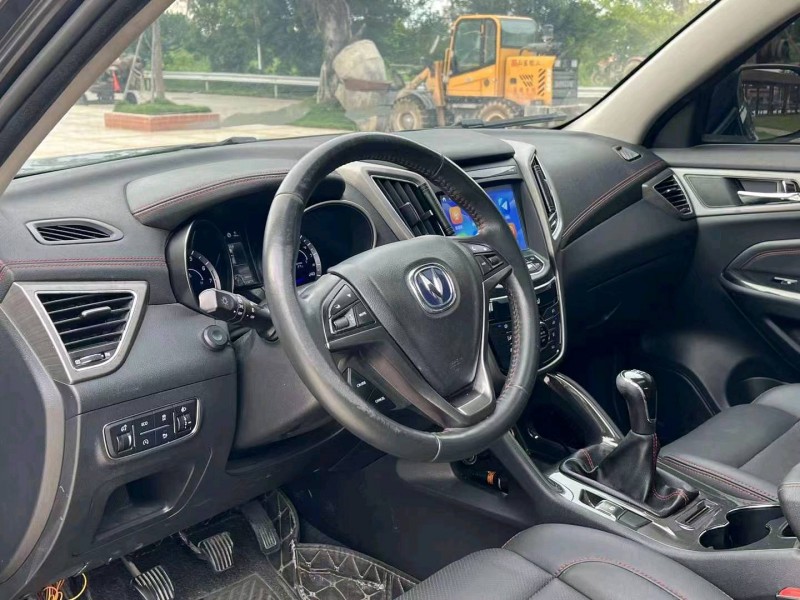 汕头18年长安汽车CS757