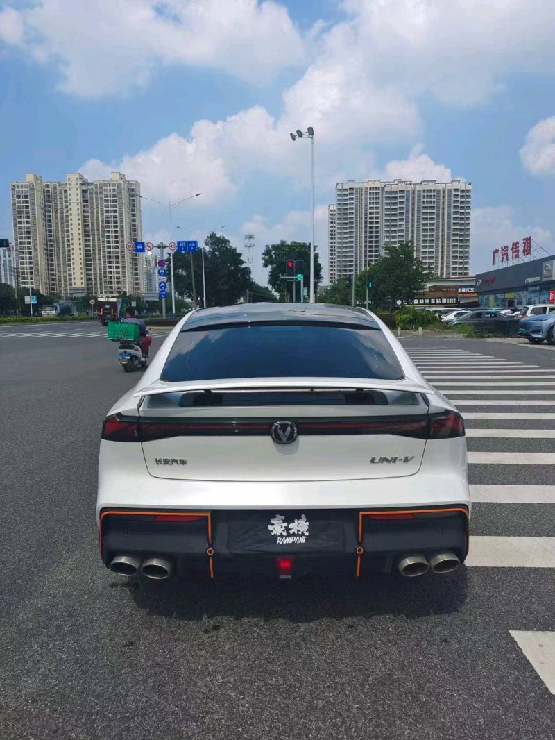 梧州23年長安汽車UNI-V4