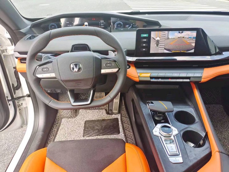 梧州23年長安汽車UNI-V7