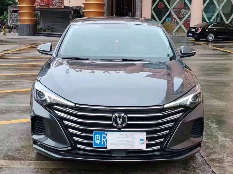 珠海22年长安汽车逸动1