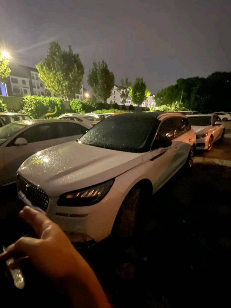 嘉興21年林肯冒險家2